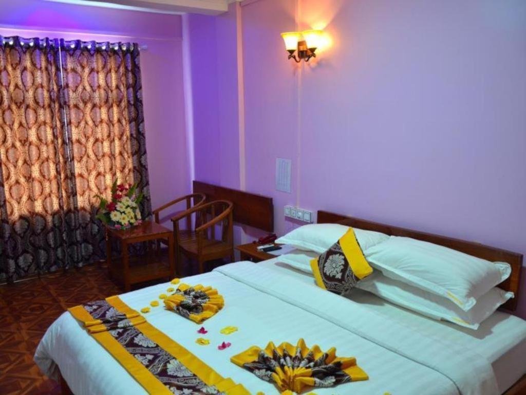 Hotel Ye Myanmar Мандалай Экстерьер фото
