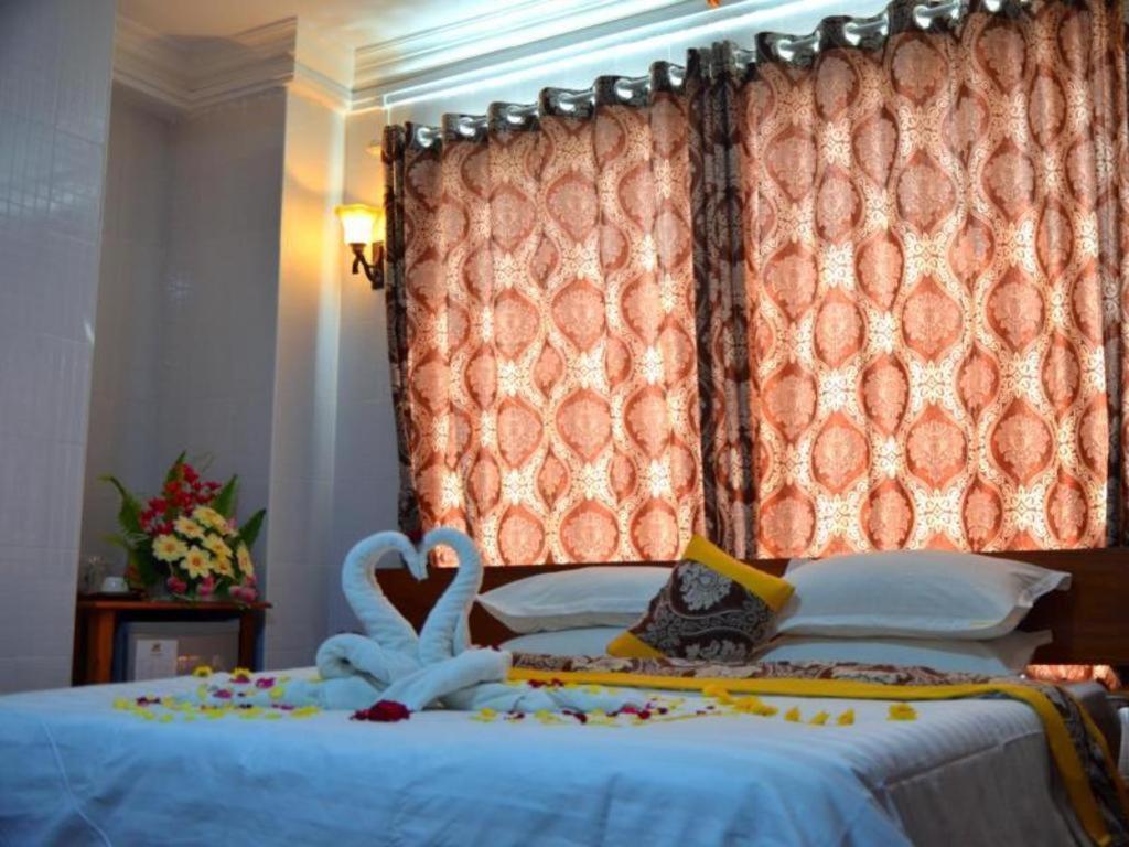 Hotel Ye Myanmar Мандалай Экстерьер фото