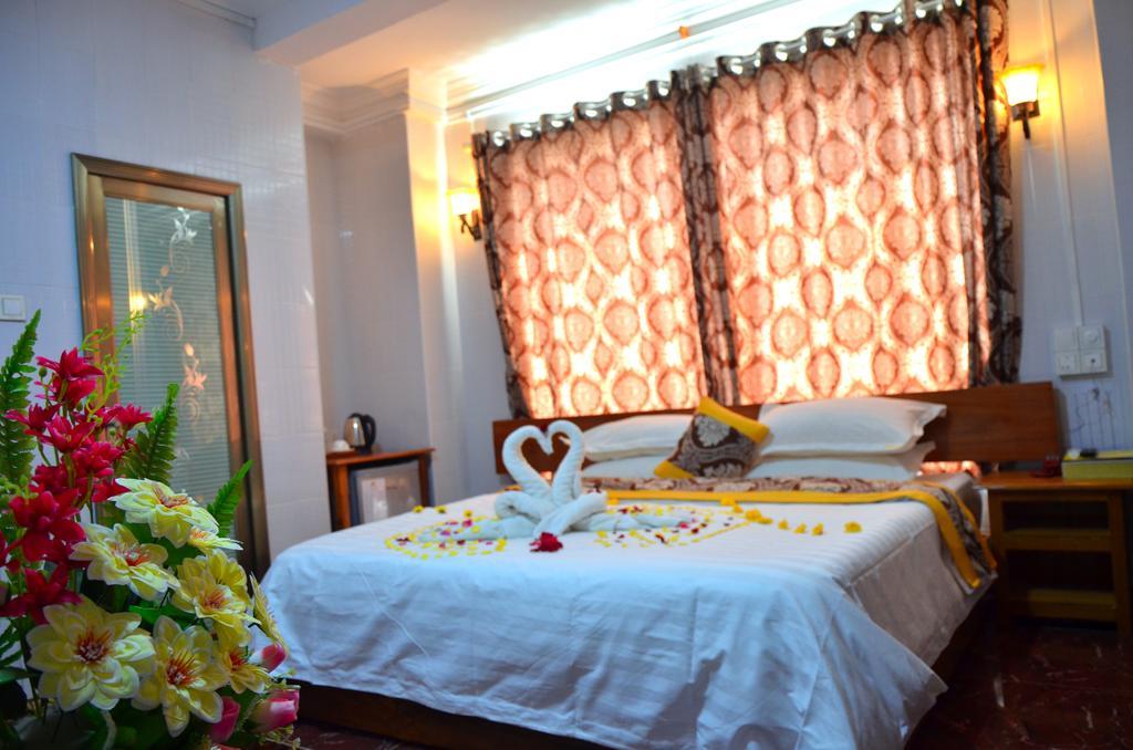 Hotel Ye Myanmar Мандалай Экстерьер фото