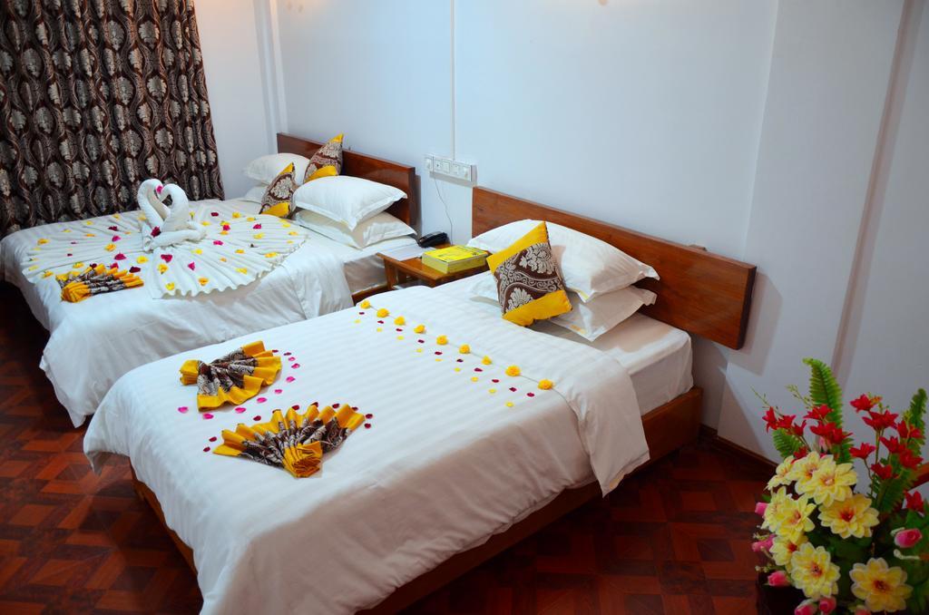 Hotel Ye Myanmar Мандалай Экстерьер фото