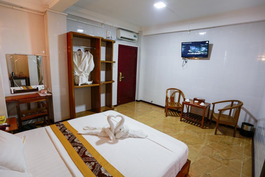 Hotel Ye Myanmar Мандалай Экстерьер фото